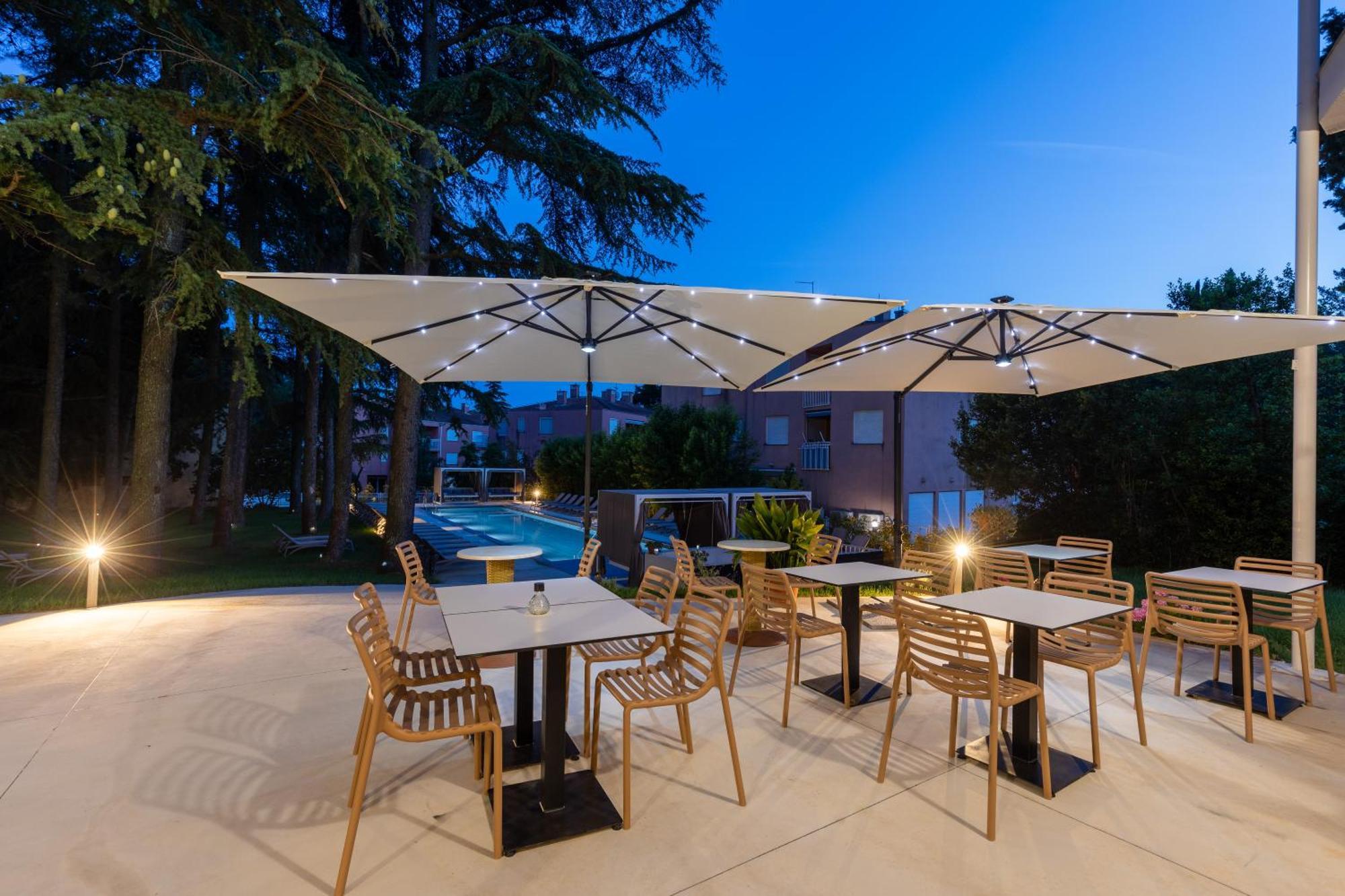 Hotel Emaus Novigrad  Exterior photo